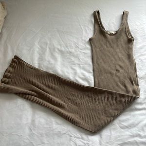 H&M XS nude ribbed body con dress. Midi length
